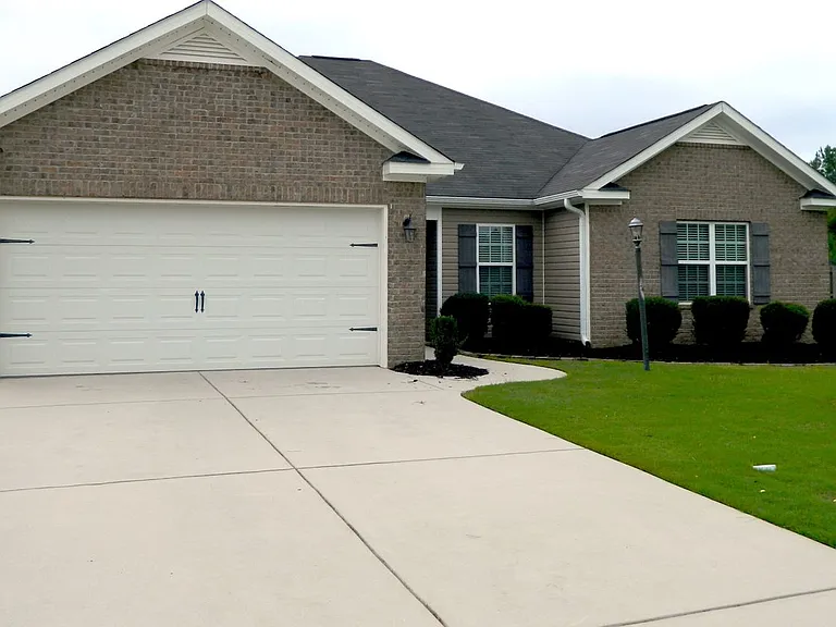 498 Sebastian Dr — Photo 15