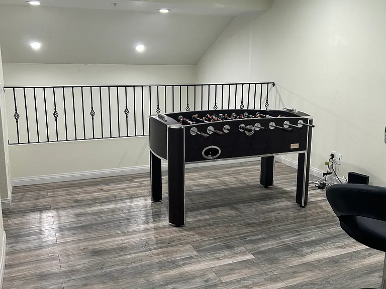 219 S Redwood Ave #6 — Photo 9