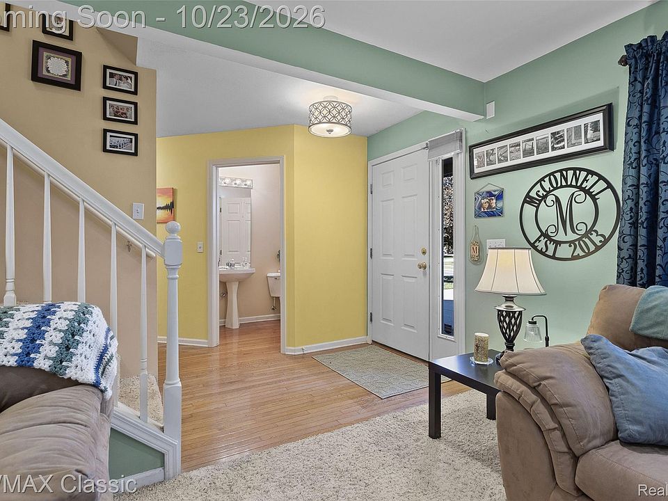 6563 Wedgewood Ct, photo 3