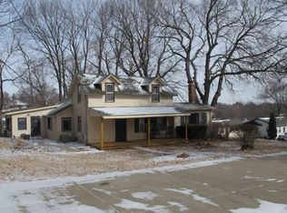 706 N Vine St, Glenwood, IA 51534