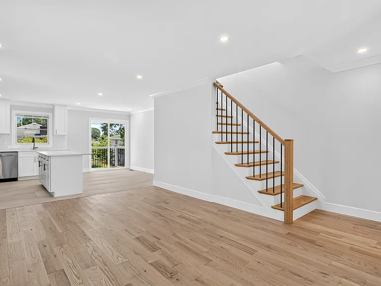 42 Linwood Rd N #B — Photo 4