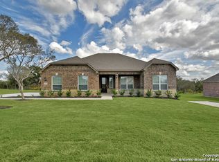 236 Red Maple Path, Castroville, TX 78009