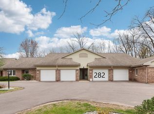 282 Meadow Ln, Poynette, WI 53955