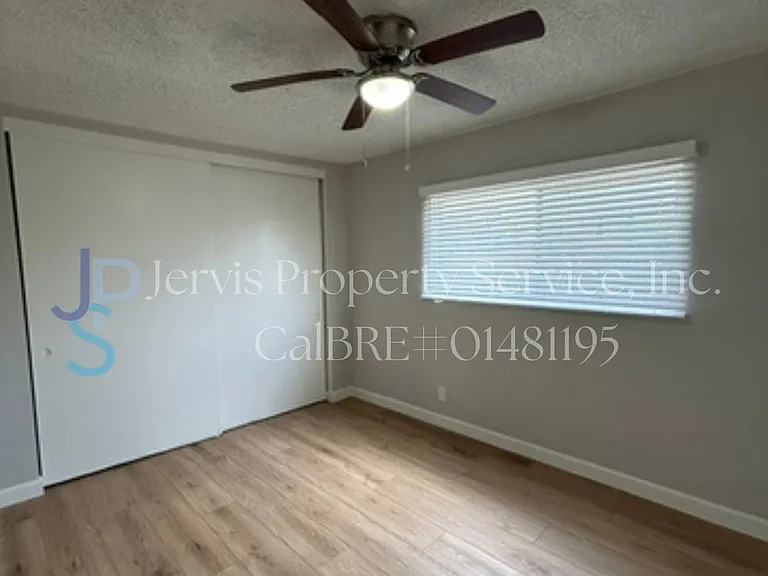 10356 Elizabeth Ave #E — Photo 7