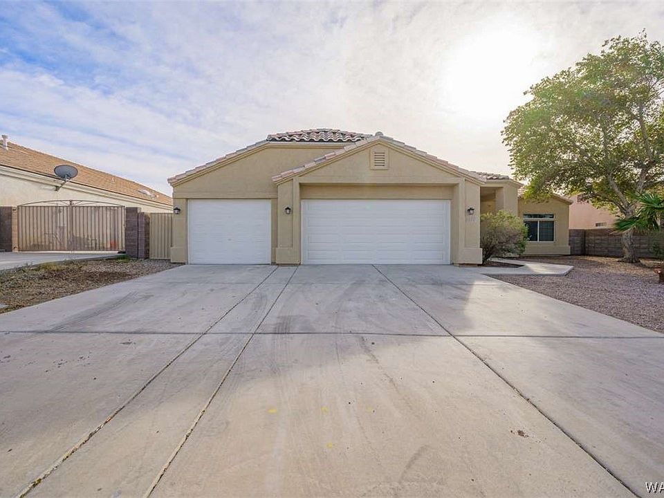 1st image of 2058 E Desert Greens Drive