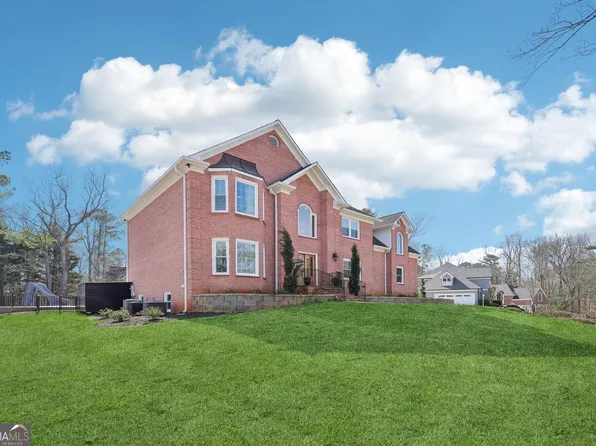 1600 Spring Arbor Ct SW, Lilburn, GA 30047