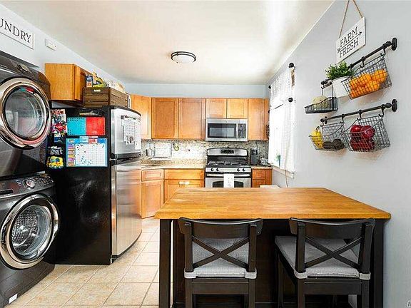 4th image of 73-13 260th St