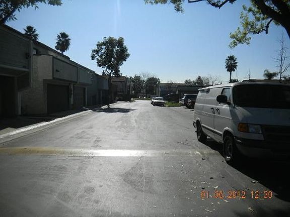 4th image of 12915 Royal Palm Ct