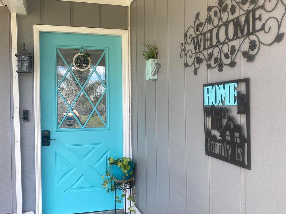 1st image of 141 SE Juper Avenue