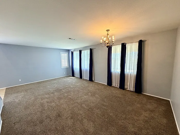 31141 Old Trail Cir — Photo 7