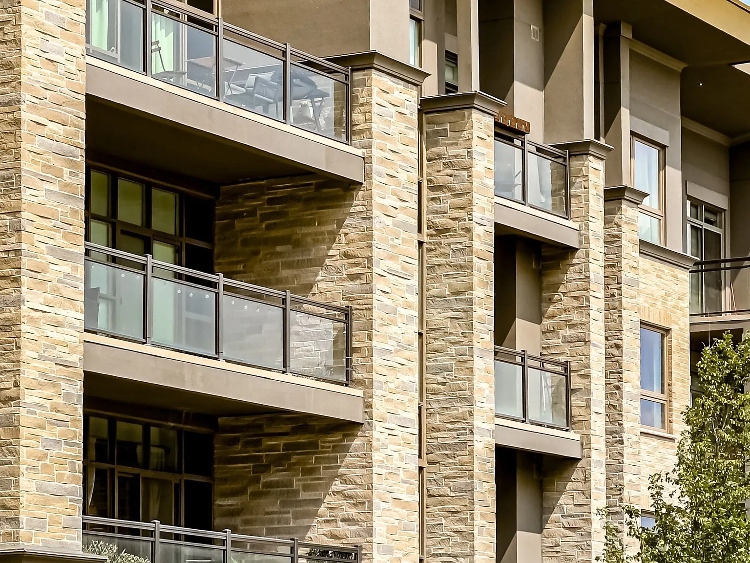 2 bed, $2,150 — Photo 3