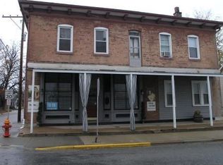 3 E Laurel St, Millstadt, IL