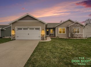 3694 Prairieview Dr, Ravenna, MI 49451