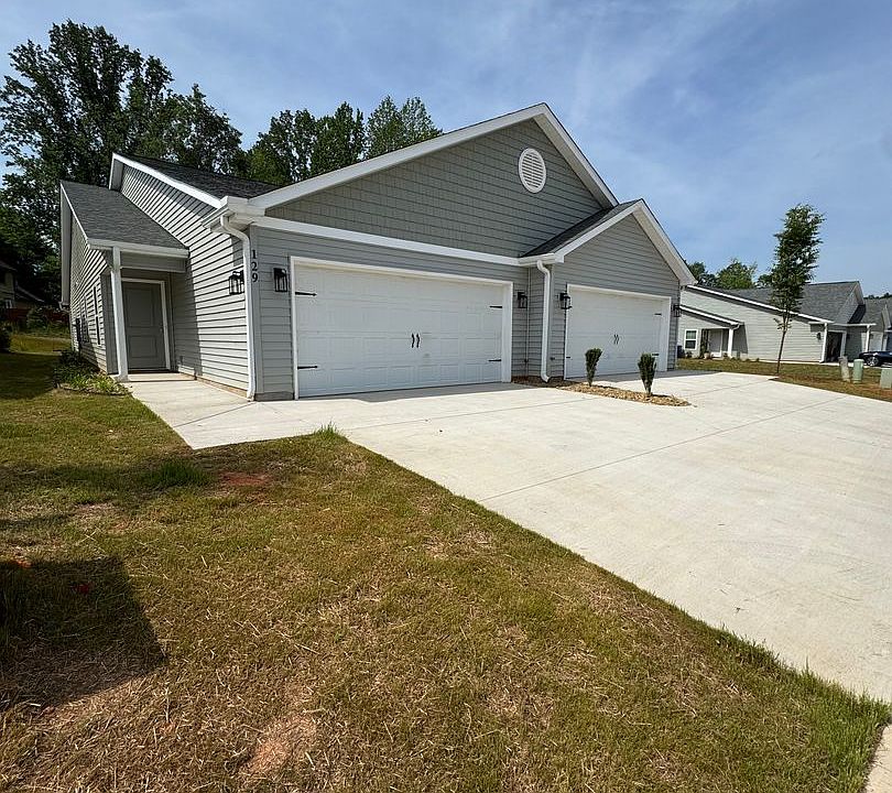 1st image of 129 Brawley Villas Pl Unit 131