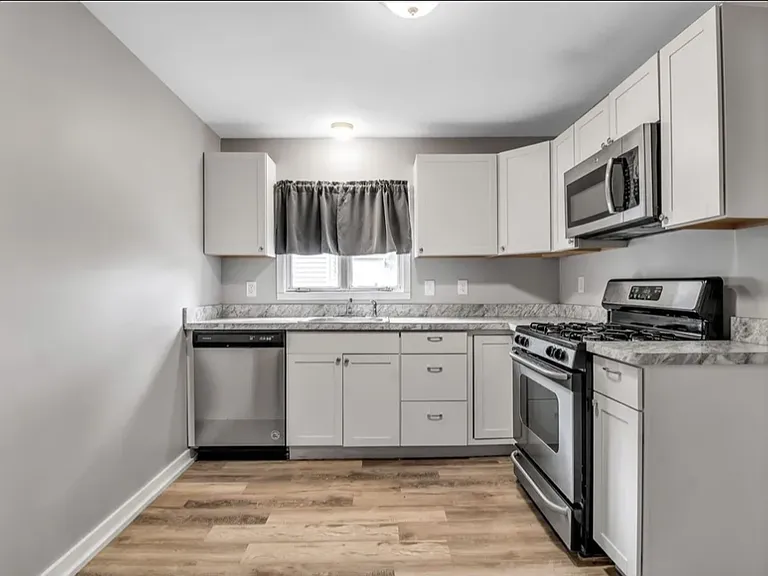 21 Brandel Ave #1 — Photo 2
