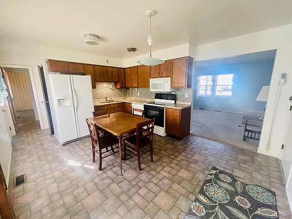 5th image of 5091 Kincardine Dr
