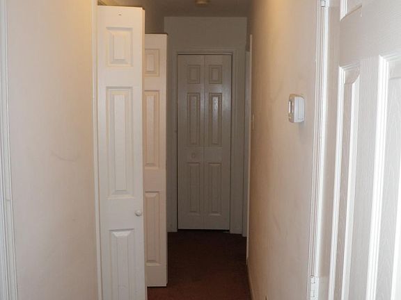 5th image of 440 Main St APT 208