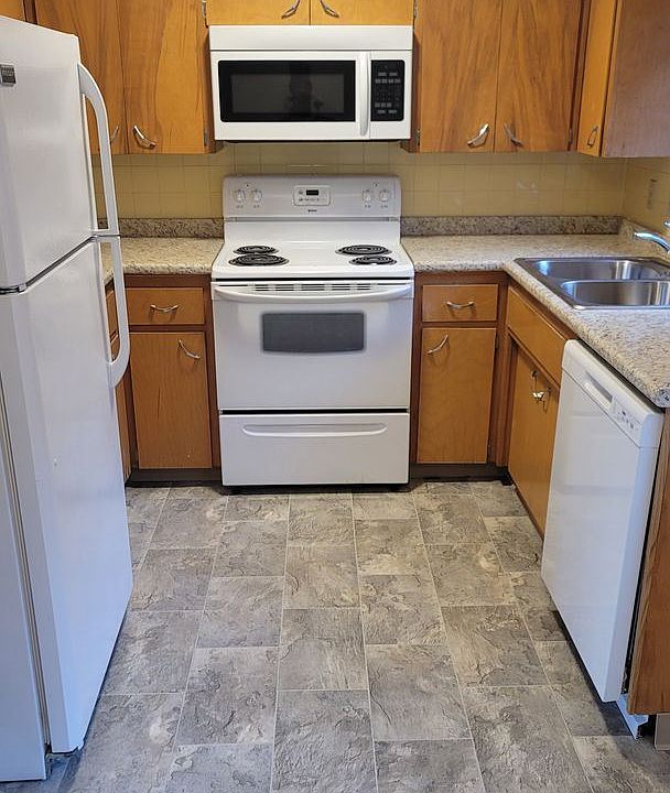 1st image of 5008 Ingersoll Ave #4B