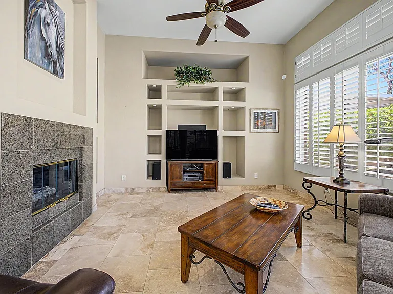 41923 N Moss Springs Rd — Photo 24