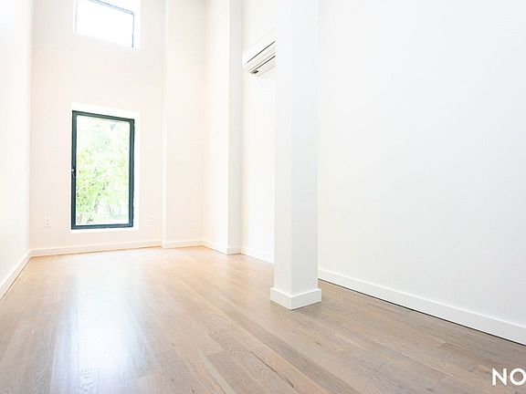 5th image of 260 Knickerbocker Ave #1B