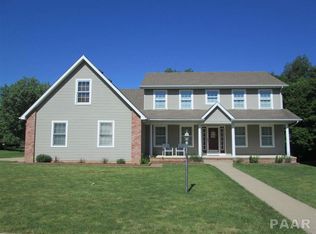 121 Sara St, East Peoria, IL 61611