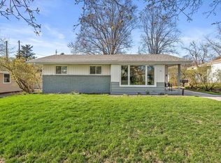 426 Debbie Dr, Waukesha, WI 53189