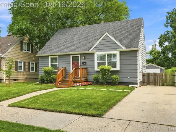 310 N Edgeworth Ave, Royal Oak, MI 48067