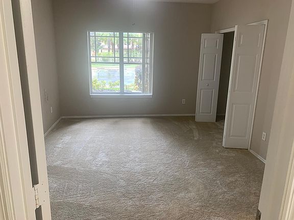 5th image of 16481 Enclave Village Dr