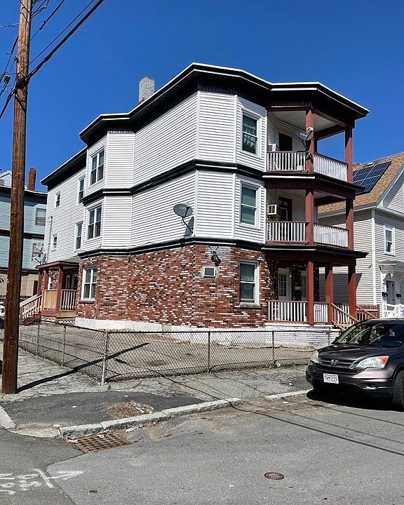 1st image of 19-21 Willoughby St