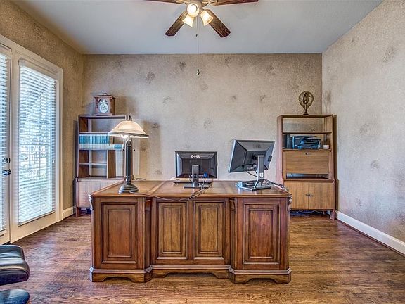 5th image of 11663 Frontier Dr