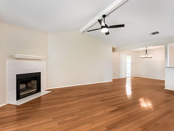 3rd image of 9616 Holly Springs Dr