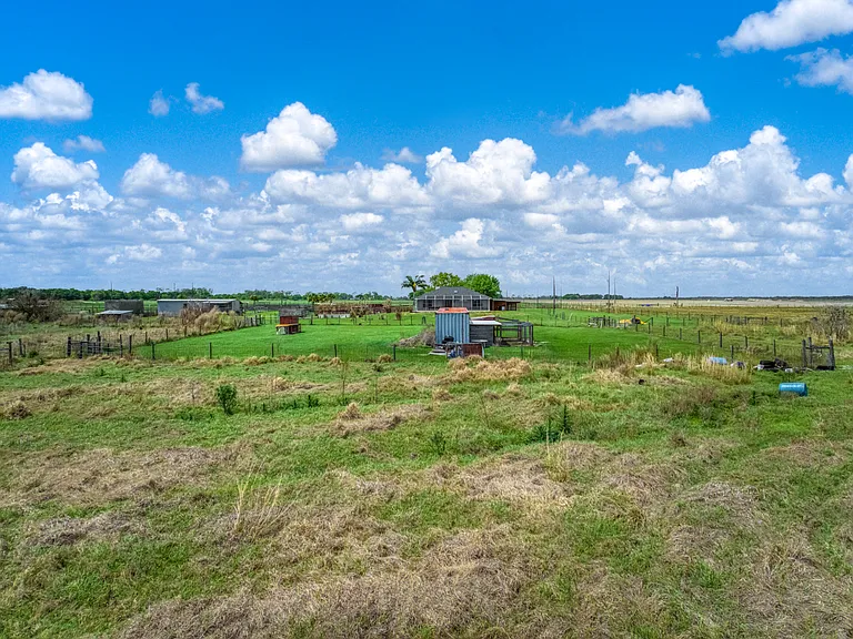 615 Graham Dairy Rd — Photo 36