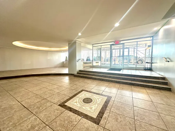 2665 Homecrest Avenue image 11 of 13