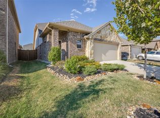 2172 Hobby Dr, Forney, TX 75126