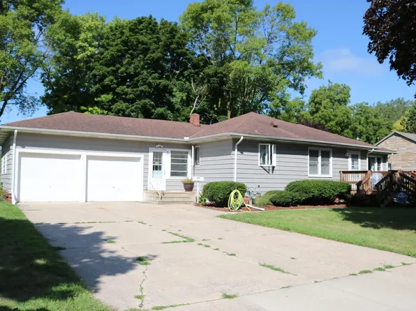 405 N Prairie St, Sherburn, MN 56171