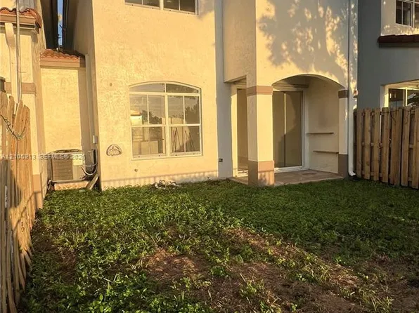 (undisclosed Address), Miami, FL 33193