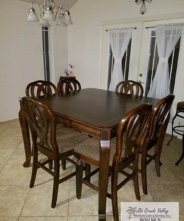 4th image of 2641 Windsor Pl