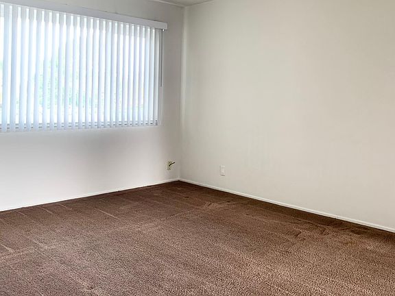 3rd image of 1007 Willow St #Ab11