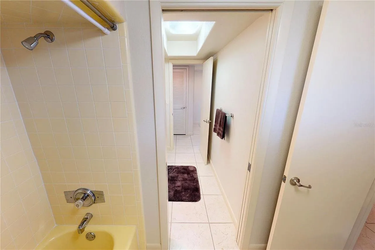 2 bed, 1725 sqft, $2,250 — Photo 4