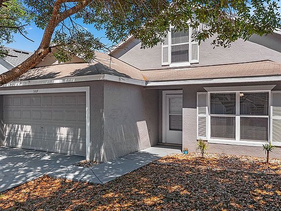 3rd image of 5107 Luna Negra Dr