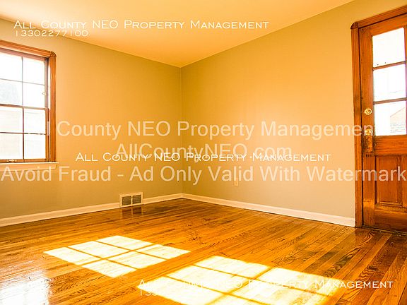 2nd image of 18431 Chagrin Blvd #Up