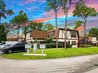 101 Weybridge Cir APT B, Royal Palm Beach, FL 33411