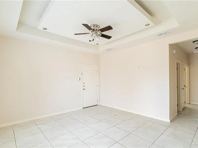 1210 Upas Dr #3 — Photo 4