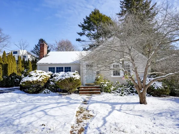 69 Swains Pond Ave, Melrose, MA 02176
