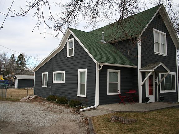 4th image of 398 Adirondac Ave