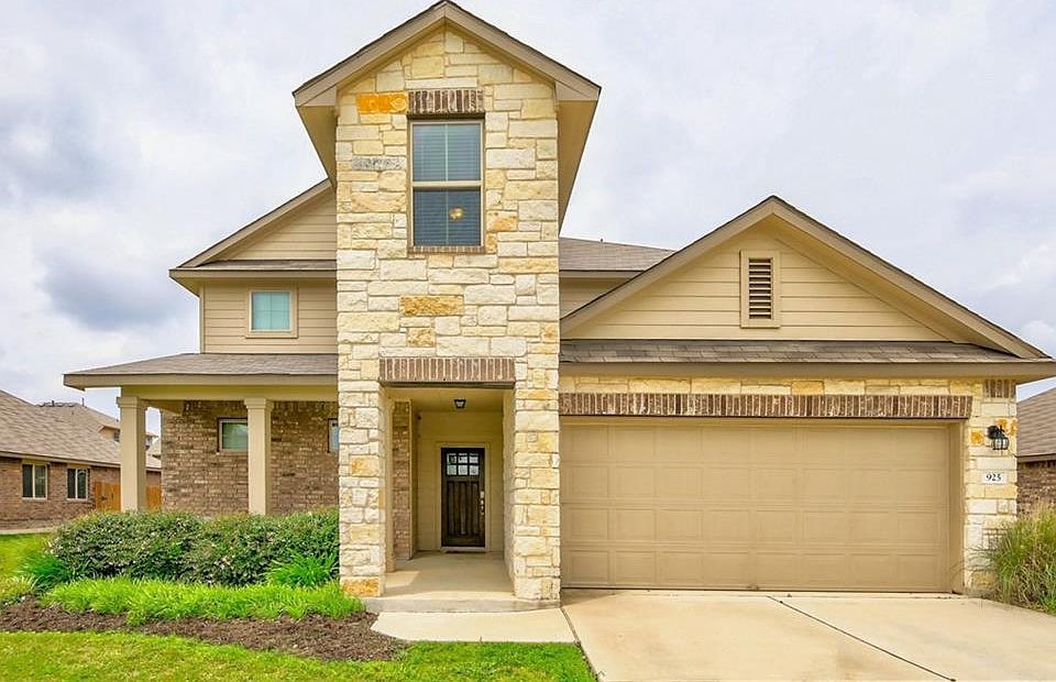 1st image of 925 Canvasback Creek Dr