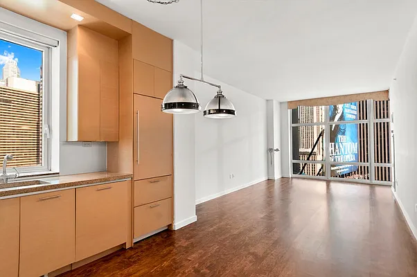 Rented by Keller Williams NYC | media 12