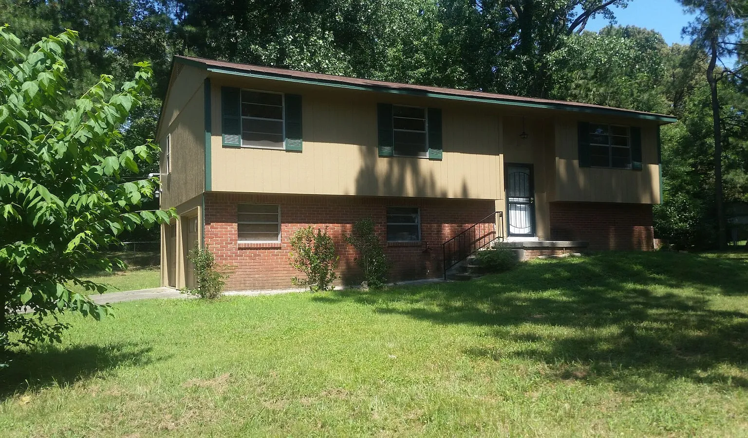 4312 Coventry Drive — Photo 1