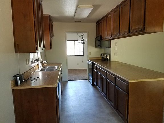 3rd image of 1232 Crescendo Dr