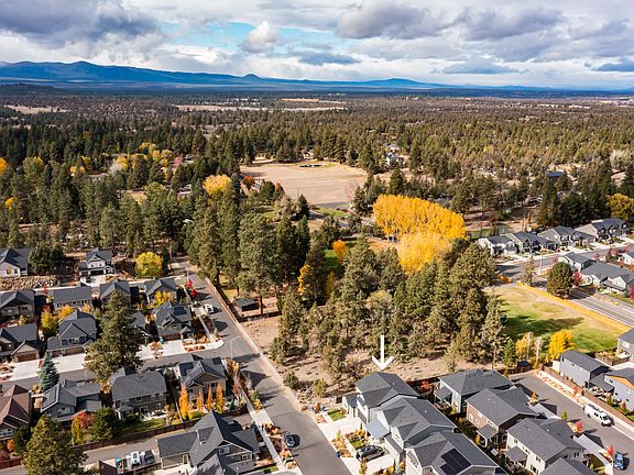 4th image of 20166 Roper Ln